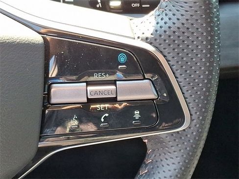 Used 2024 Nissan Ariya FWD image 23