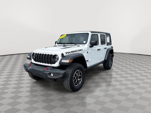 Used 2024 Jeep Wrangler Unlimited Rubicon AWD/4WD image 6