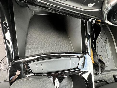 New 2026 Chevrolet Trax RS FWD image 15