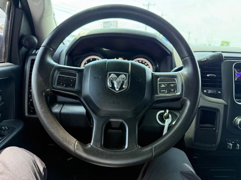 Used 2013 RAM 2500 Tradesman w/ Chrome Appearance Group image 20