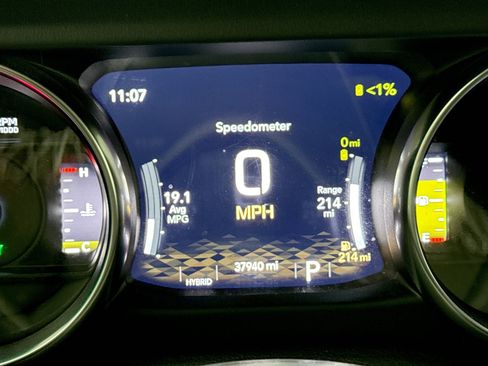 Used 2021 Jeep Wrangler Unlimited Sahara image 13
