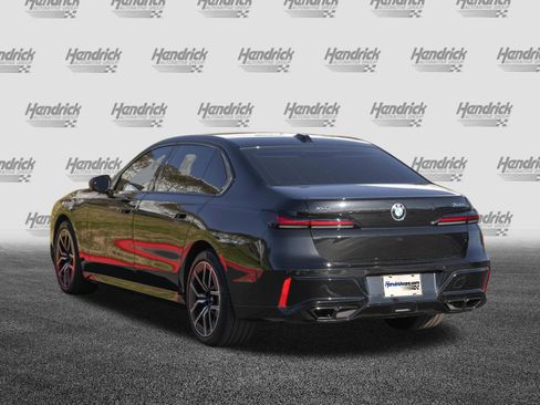 Certified 2023 BMW 760i xDrive w/ Executive Package image 7