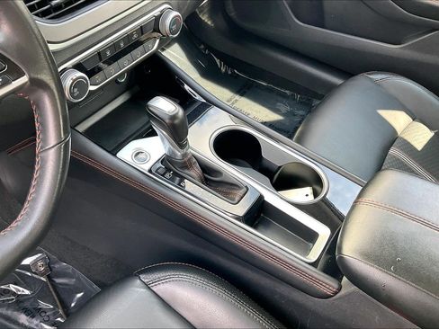 Used 2025 Nissan Altima 2.5 SR FWD image 22