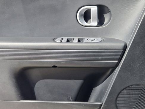 Certified 2022 Hyundai Ioniq 5 SE w/ Cargo Package image 24