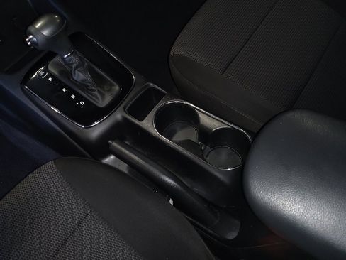 Used 2018 Kia Forte LX image 26