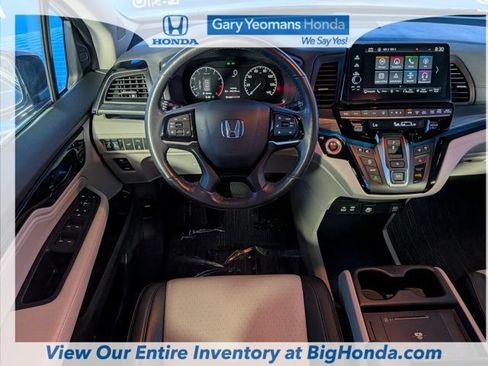 Certified 2025 Honda Odyssey Elite image 17