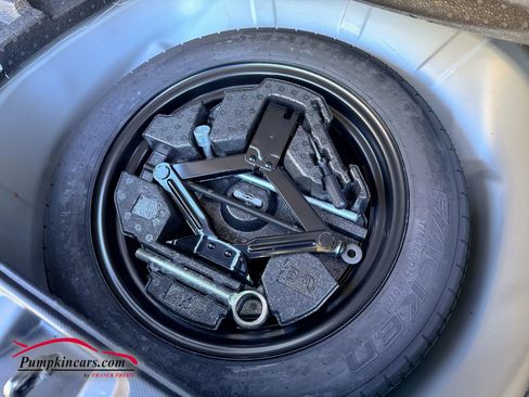 Used 2023 Subaru Forester Touring image 17