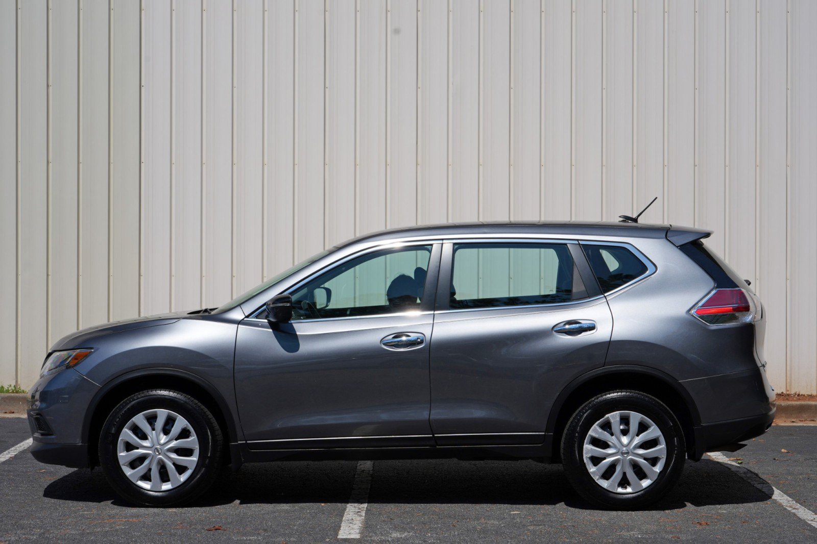Used 2015 Nissan Rogue S AWD/4WD image 42