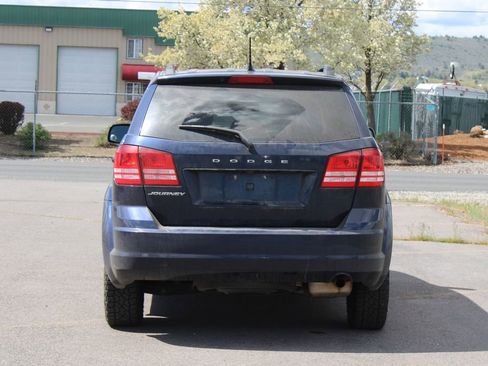 Used 2018 Dodge Journey SE w/ Connectivity Group image 4