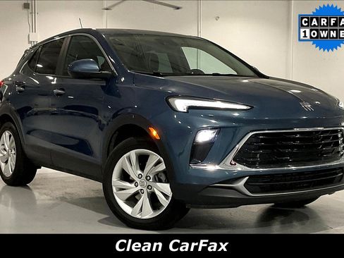 Used 2024 Buick Encore GX Preferred image 2