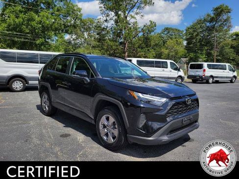 Used 2024 Toyota RAV4 XLE FWD image 9