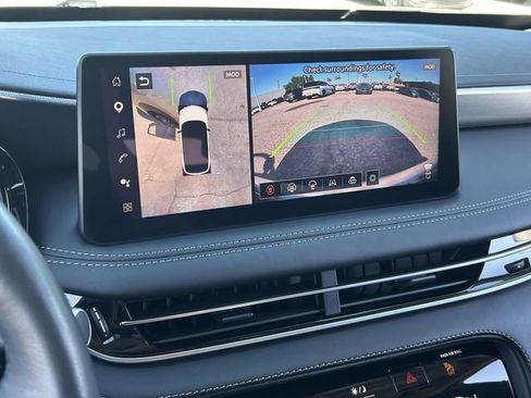 Certified 2026 INFINITI QX60 Luxe w/ Family Package AWD/4WD image 28