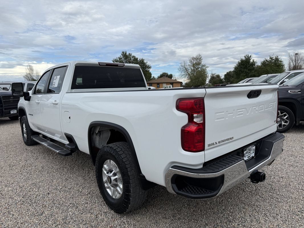 Used 2024 Chevrolet Silverado 2500 LT w/ Convenience Package AWD/4WD image 7