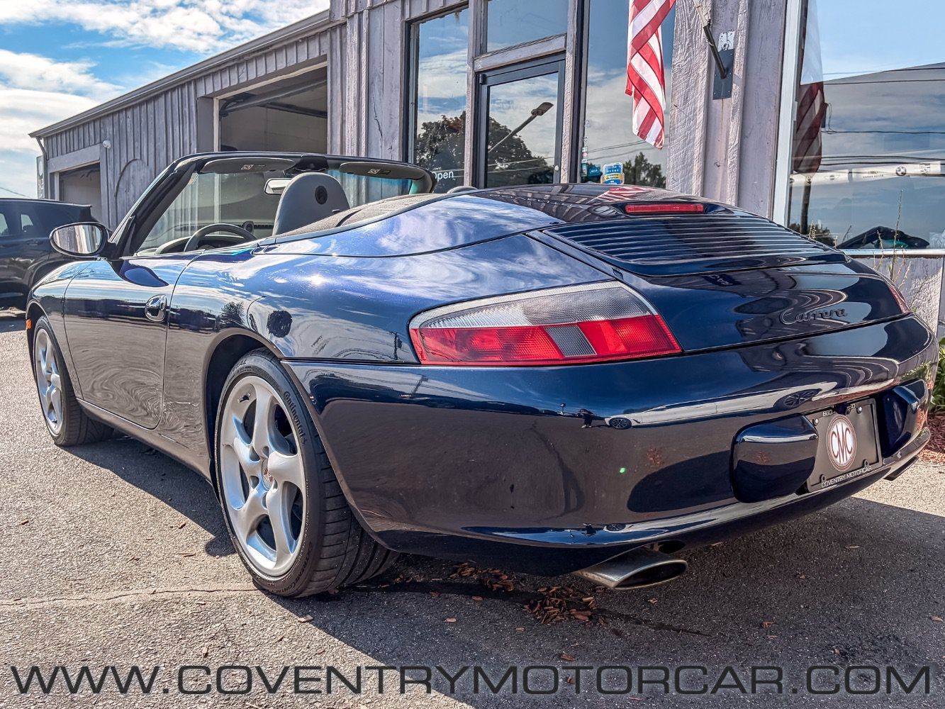 Used 2004 Porsche 911 Carrera RWD image 8