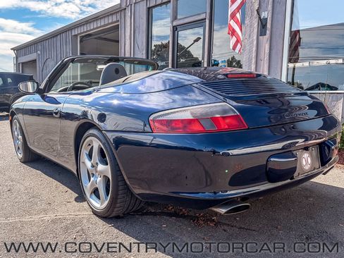 Used 2004 Porsche 911 Carrera RWD image 8