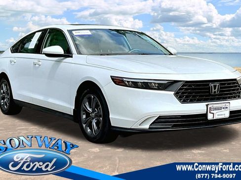 Used 2023 Honda Accord EX image 1