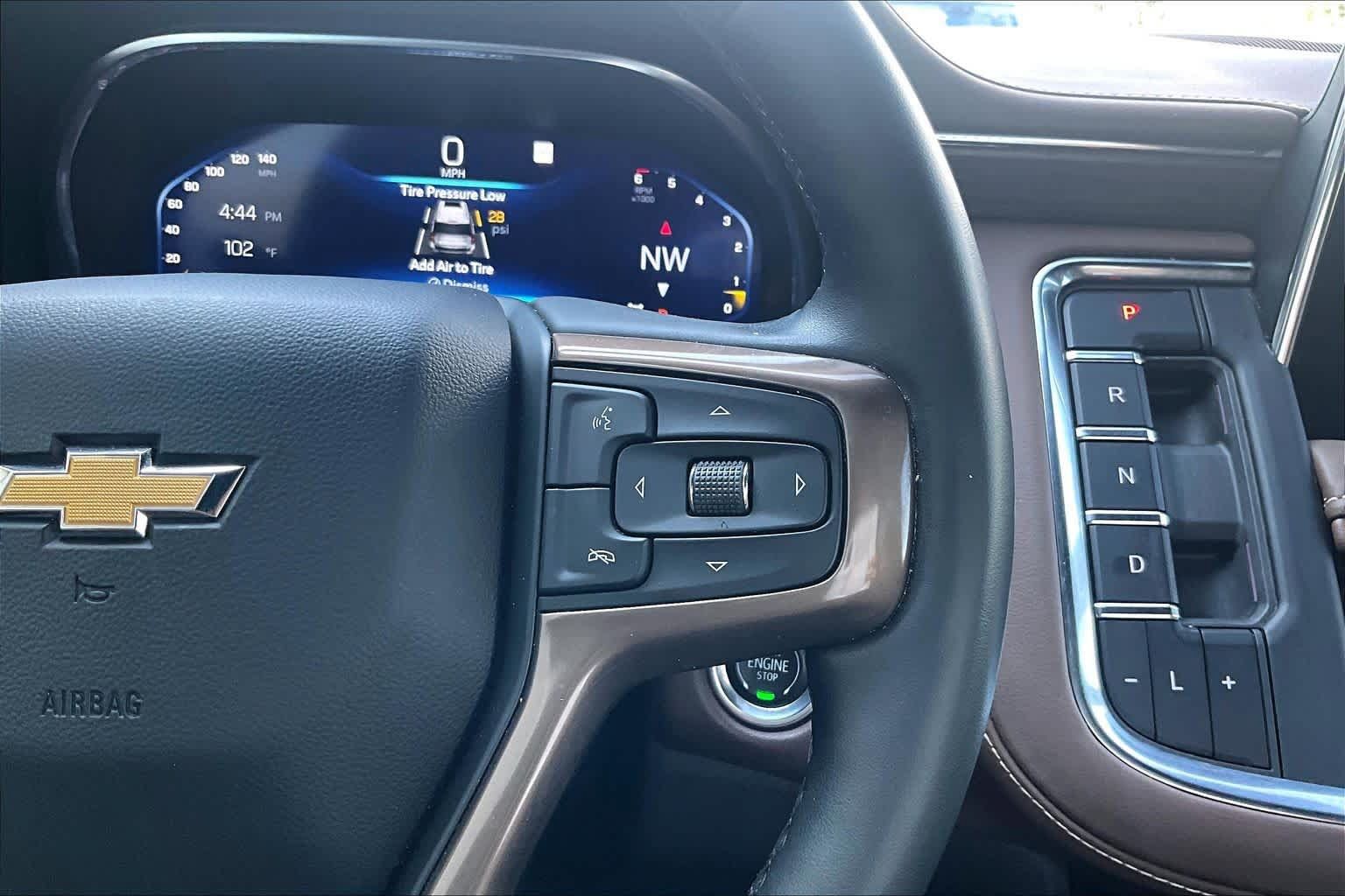 Used 2023 Chevrolet Suburban High Country AWD/4WD image 22