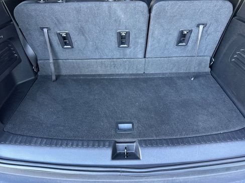 Used 2025 Chevrolet Traverse Z71 image 18