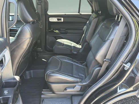 Used 2023 Ford Explorer ST w/ Equipment Group 401A AWD/4WD image 19