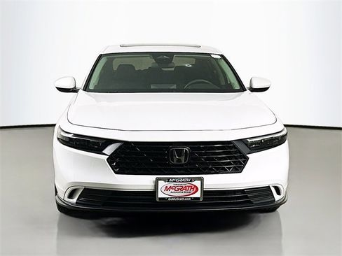 Certified 2023 Honda Accord EX image 15