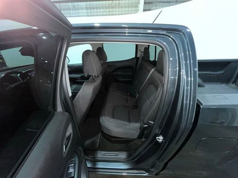 Used 2017 Chevrolet Colorado LT w/ LT Convenience Package image 16