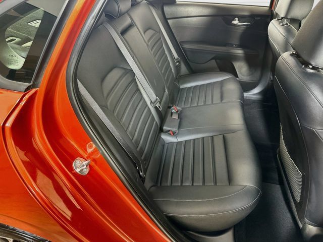 Used 2023 Kia Forte GT-Line w/ GT-Line Premium Package FWD image 13