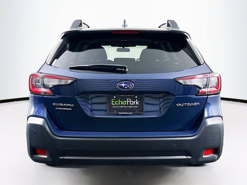 Used 2025 Subaru Outback Premium image 7