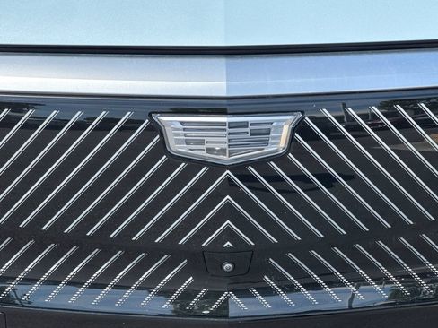 Certified 2024 Cadillac Lyriq Tech w/ Driver Assist Package AWD/4WD image 42