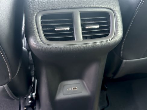 Used 2024 Buick Envision Preferred AWD/4WD image 17