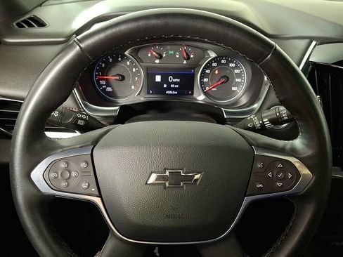 Used 2023 Chevrolet Traverse RS AWD/4WD image 21