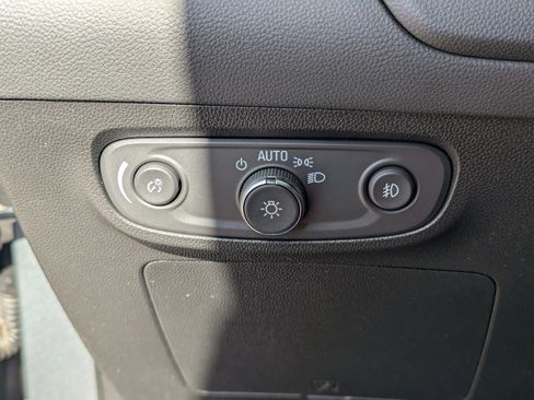 Used 2023 Buick Encore GX Essence w/ Experience Buick Package image 33