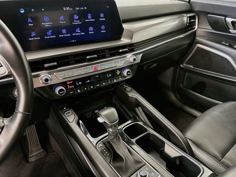 Used 2025 Kia Telluride S AWD/4WD image 26