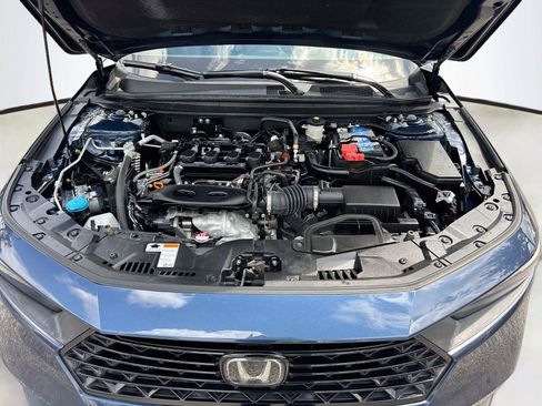 Certified 2023 Honda Accord EX image 33
