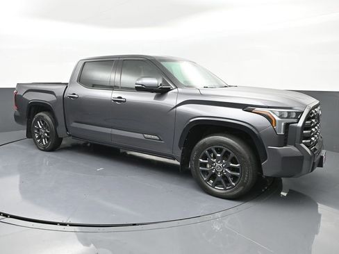 Used 2023 Toyota Tundra Platinum image 2