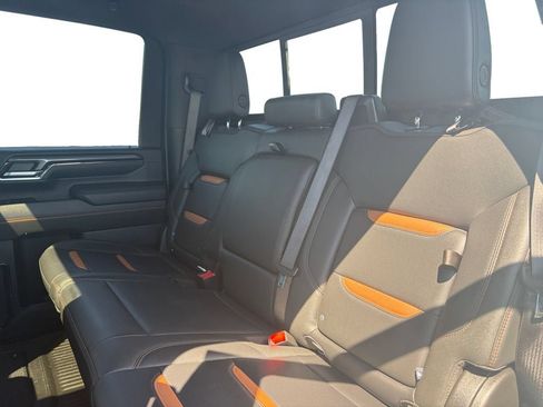 Certified 2024 GMC Sierra 2500 AT4 w/ AT4 Premium Plus Package AWD/4WD image 16