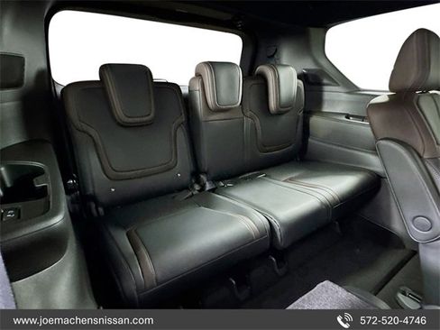 New 2026 Nissan Armada SL w/ Captain's Chari Seat Package image 27