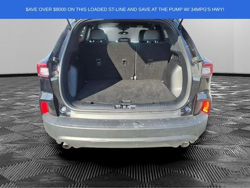 Used 2025 Ford Escape ST-Line image 15