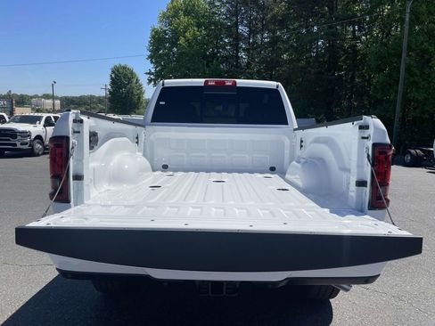 New 2026 RAM 2500 Tradesman AWD/4WD image 19