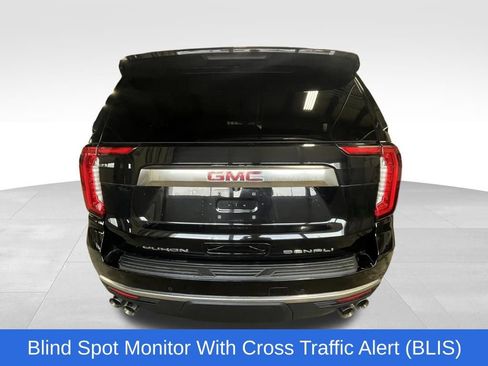 Used 2021 GMC Yukon XL Denali image 5