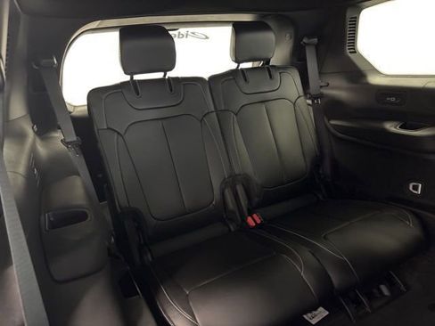 New 2025 Jeep Grand Cherokee L Limited image 39