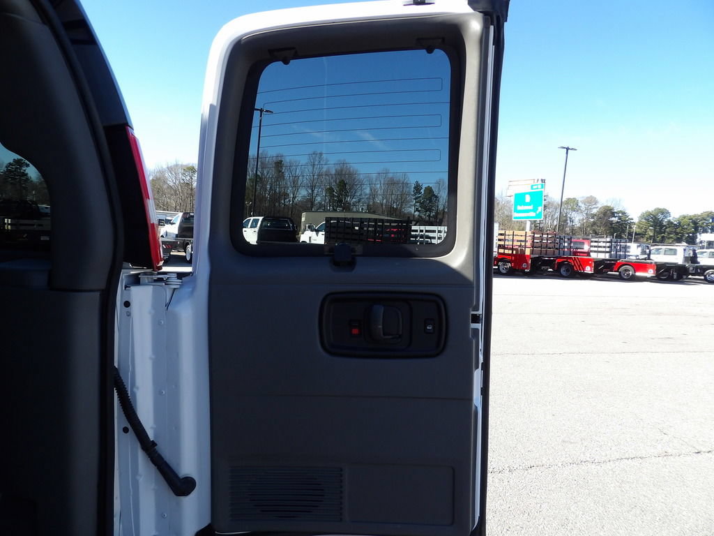 Used 2021 Chevrolet Express 3500 LT w/ LT Preferred Equipment Group RWD image 38