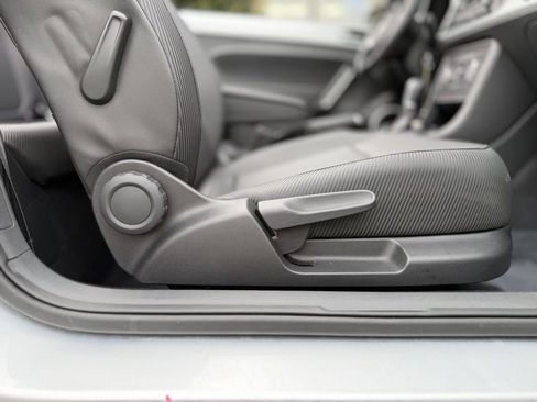 Used 2015 Volkswagen Beetle 1.8T image 34