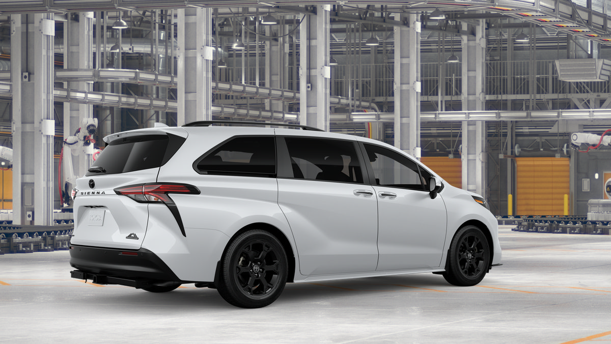 New 2026 Toyota Sienna XLE Woodland Edition AWD/4WD image 10