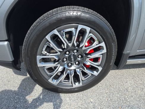 Used 2026 GMC Sierra 1500 Denali Ultimate AWD/4WD image 10