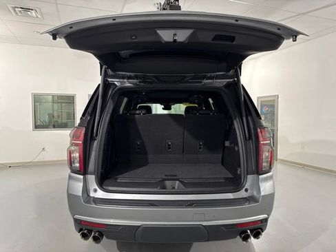 Used 2023 Chevrolet Tahoe High Country AWD/4WD image 9