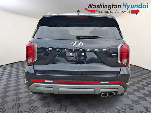 Certified 2023 Hyundai Palisade Limited w/ Cargo Package AWD/4WD image 5