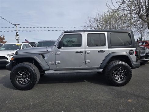 Used 2019 Jeep Wrangler Unlimited Sport S image 7