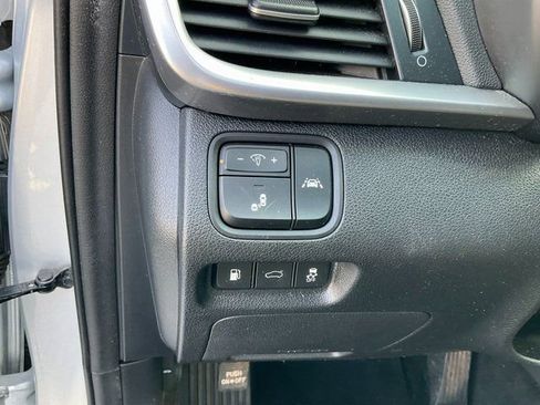 Used 2020 Kia Optima LX image 8