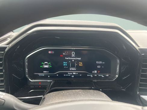 Used 2024 Chevrolet Silverado 1500 LT Trail Boss w/ Convenience Package II image 27