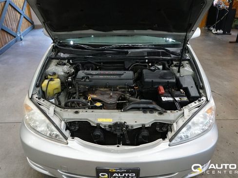 Used 2003 Toyota Camry LE FWD image 9